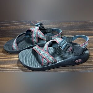 Chaco Zvolv Classic Mens Size 10 Shoes Mulberry Malbec Athletic Sandals